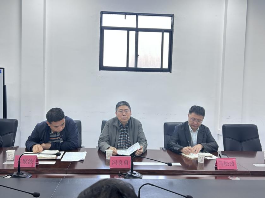 乌当领导2.png